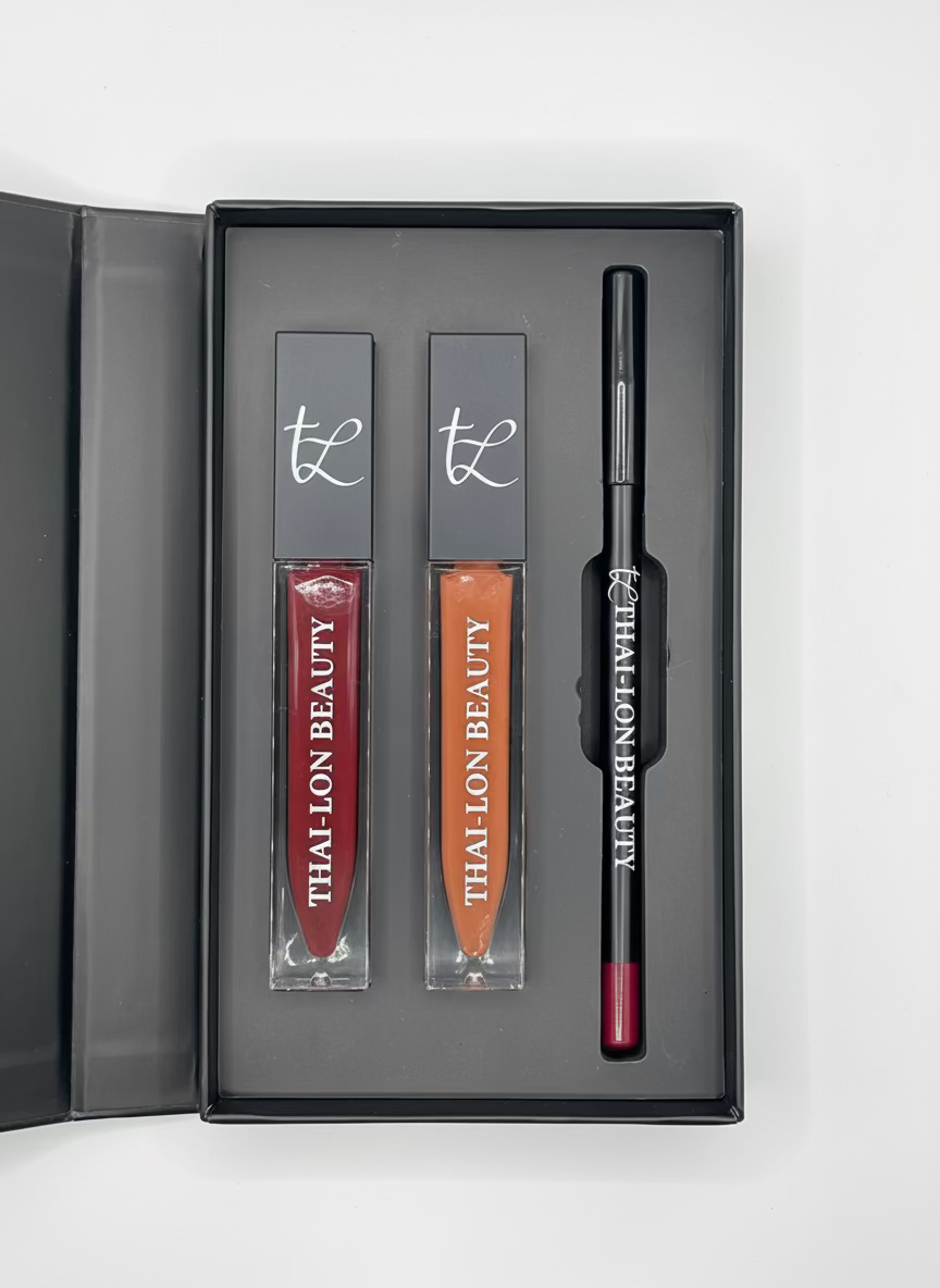 'Rich Girl Airways" 3 N 1 Lip Kit