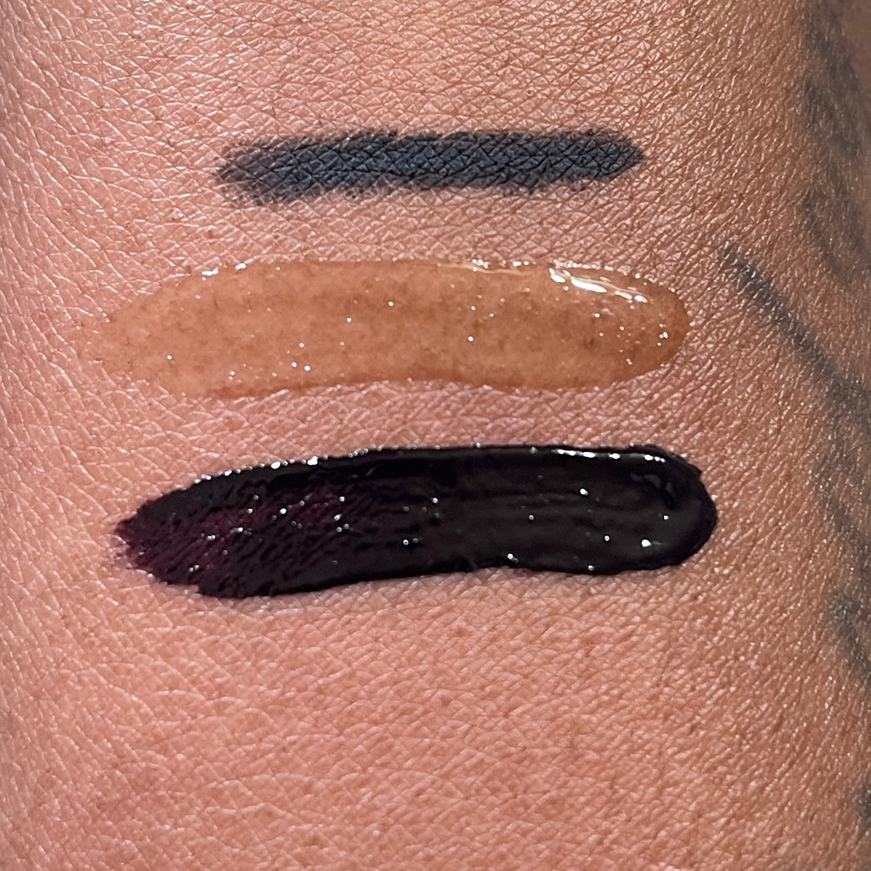 'The BIB Signature" 3 N 1 Lip Kit